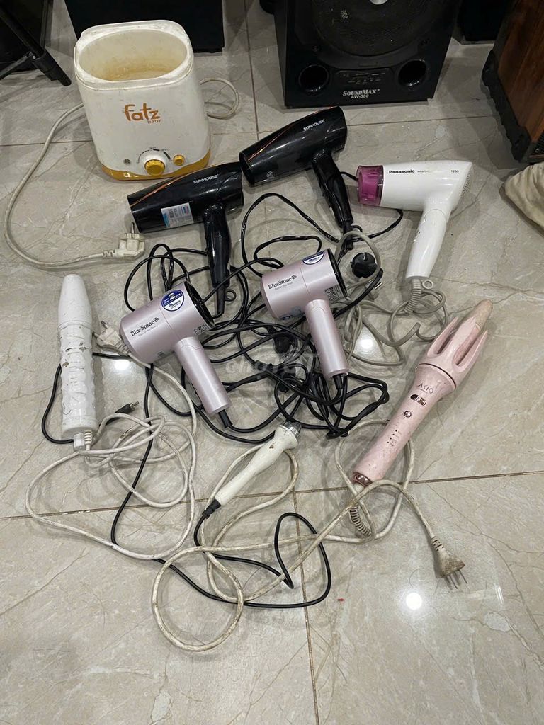 Nhiều món tổng 400k có nhiều sấy tóc. Mua bán Nội thất, đồ gia dụng khác tại Thành phố Biên Hòa Đồng Nai được đăng bởi Thanh lý lô hình 1