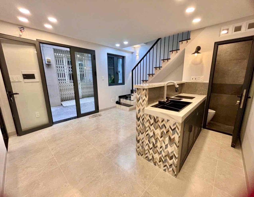 🏡 BÁN NHÀ ĐẸP ĐƯỜNG 3/2, P14, Q10 – 7.4 TỶ TL