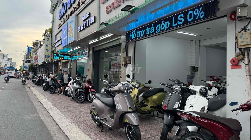 Vespa Sprint , Gts , Xe lướt giá tốt bao Ship. Mua bán Xe máy tại Thành phố Mỹ Tho Tiền Giang được đăng bởi VESPA  PIAGGIO BẢO HƯNG Vespa cũ trả góp  hình 7