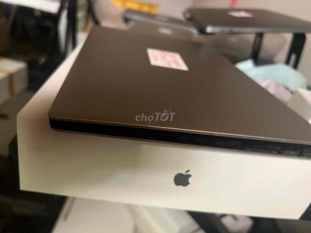 Dell XPS 13 i7 gen 5 8GB/1TB ssd +sạc chuột túi. Mua bán Laptop tại Quận 3 Tp Hồ Chí Minh được đăng bởi Phúc Nguyễn hình 1