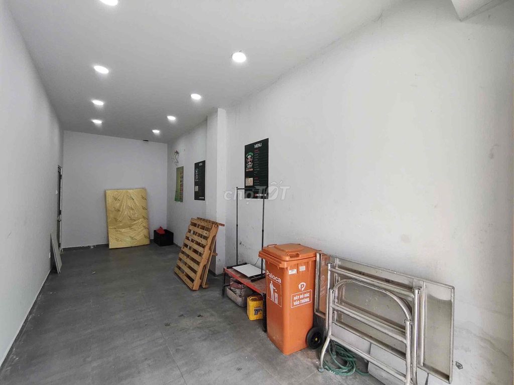 Mặt Bằng Kinh Doanh Hoàng Văn Thụ Tân Bình  Lối đi Riêng