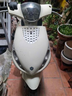 bán xe còn rất mới nữ sử dụng. Mua bán Xe máy tại Quận Hai Bà Trưng Hà Nội được đăng bởi Nguyễn Hồng Liên 