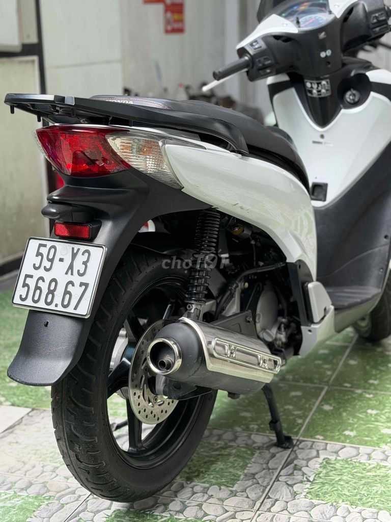SH150i ý sm 106 đăng ký 2012 chưa rớt đầu. Mua bán Xe máy tại Thành phố Thủ Đức Tp Hồ Chí Minh được đăng bởi Tòng Nguyễn hình 7