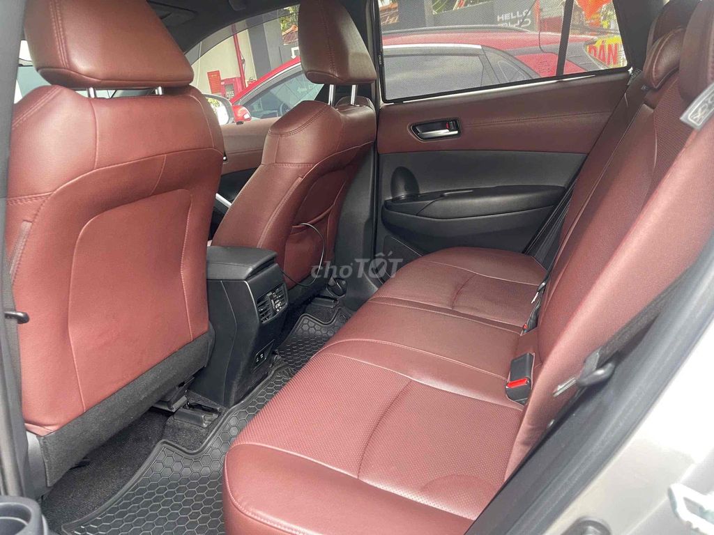 Toyota Corolla Cross 2021 1.8V - 33000 km. Mua bán Ô tô tại Quận 7 Tp Hồ Chí Minh được đăng bởi Lê Anh hình 7