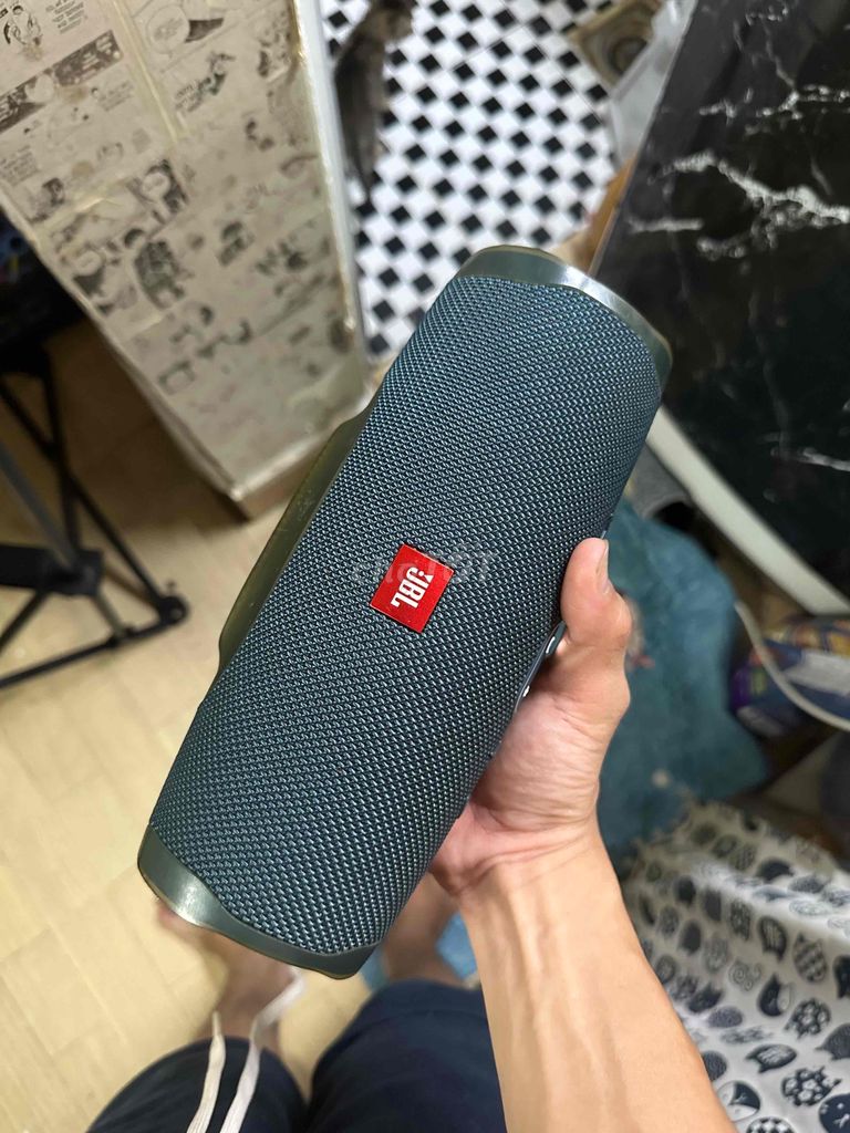 Loa Bluetooth JBL Charge 4 Xám. Mua bán Tivi, Âm thanh tại Quận 7 Tp Hồ Chí Minh được đăng bởi Tiểu Cường mê loa hình 1