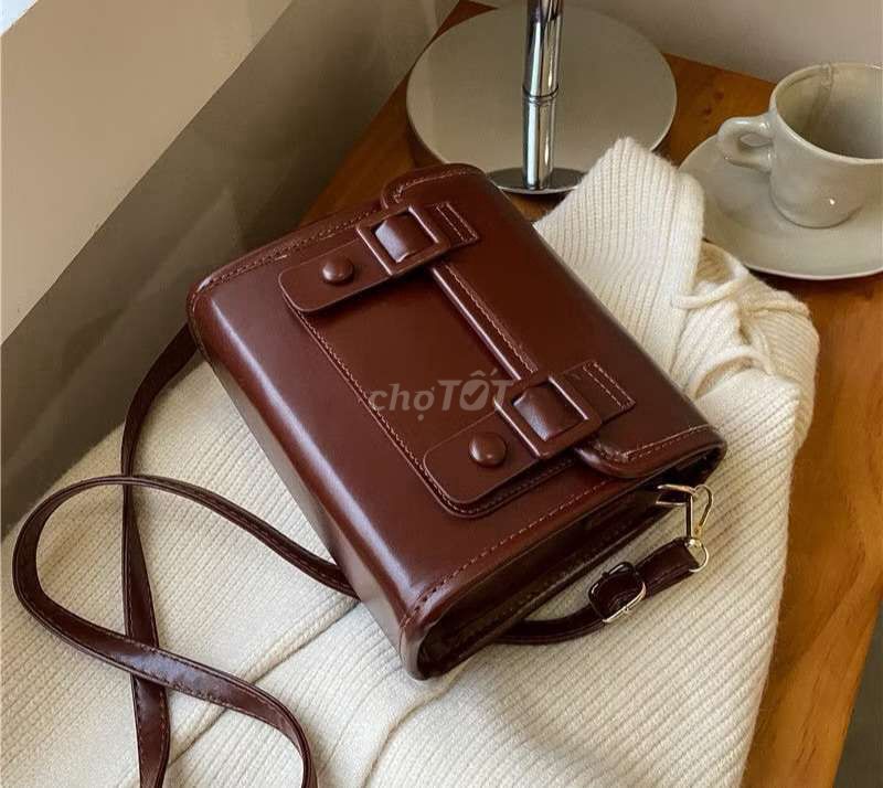 Túi đeo chéo nữ da Nâu đậm đã dùng. Mua bán Túi xách tại Quận Phú Nhuận Tp Hồ Chí Minh được đăng bởi Trúc Linh hình 1