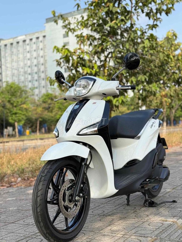 🌈Piaggio Liberty 125 ABS iget 2016 trắng đen sport. Mua bán Xe máy tại Thành phố Thủ Đức Tp Hồ Chí Minh được đăng bởi  Hiệp Tôn hình 4