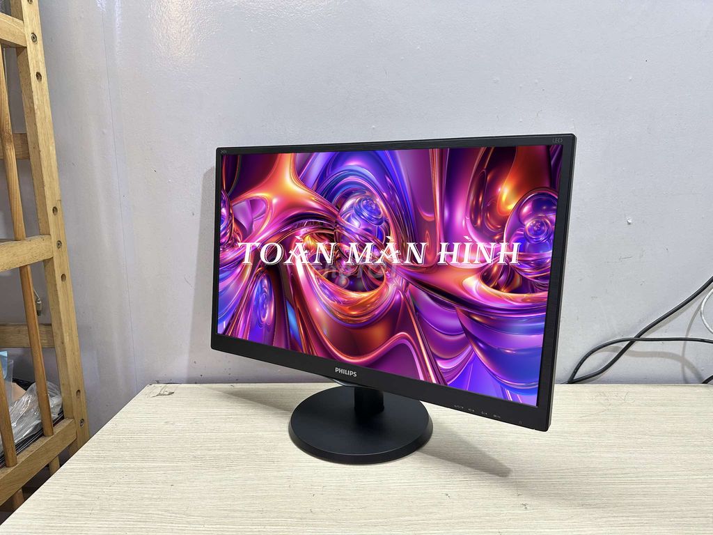 Philips 24" - iodata 24" giá sale Ae lụm nhanh đê