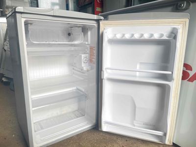 bán tủ lạnh 93 lít hổ trợ vận chuyển tiết kiệm đie
