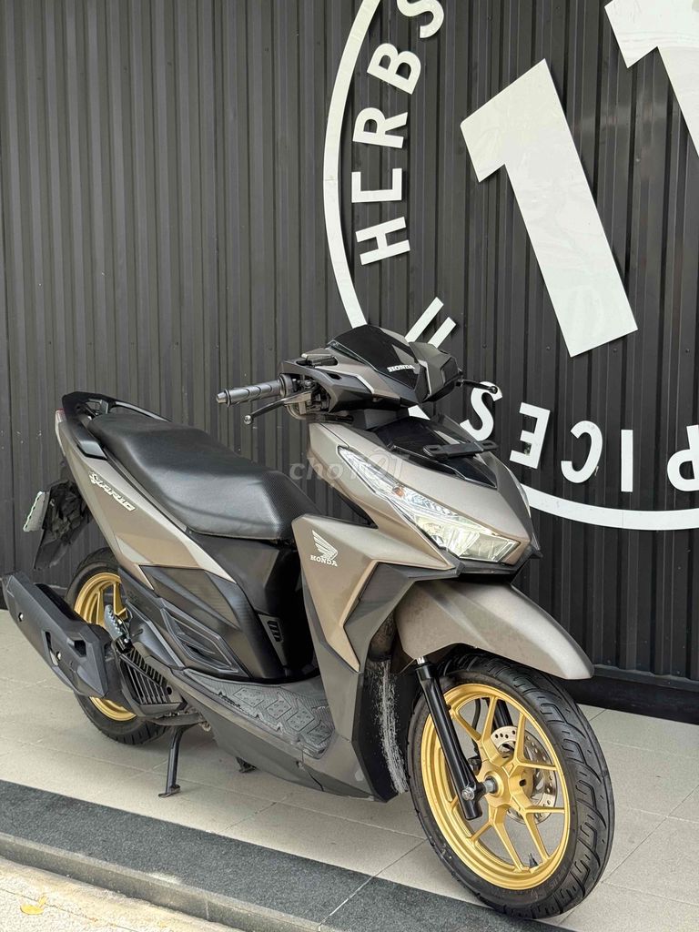 Honda Vario 150 - 150 nhập indo Vành đồng Bs43. Mua bán Xe máy tại Quận Hải Châu Đà Nẵng được đăng bởi Lê vy  hình 4