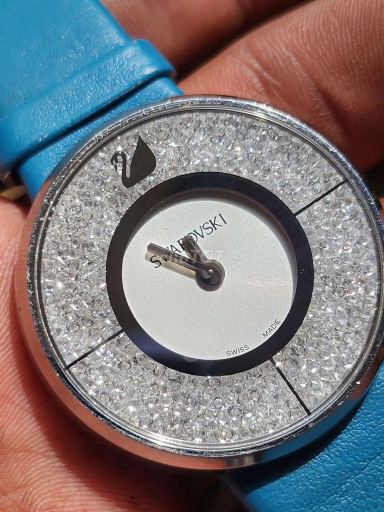 Đồng hồ đá swarosky. Mua bán Đồng hồ tại Huyện Đất Đỏ Bà Rịa - Vũng Tàu được đăng bởi Nguyễn Duy Học hình 2