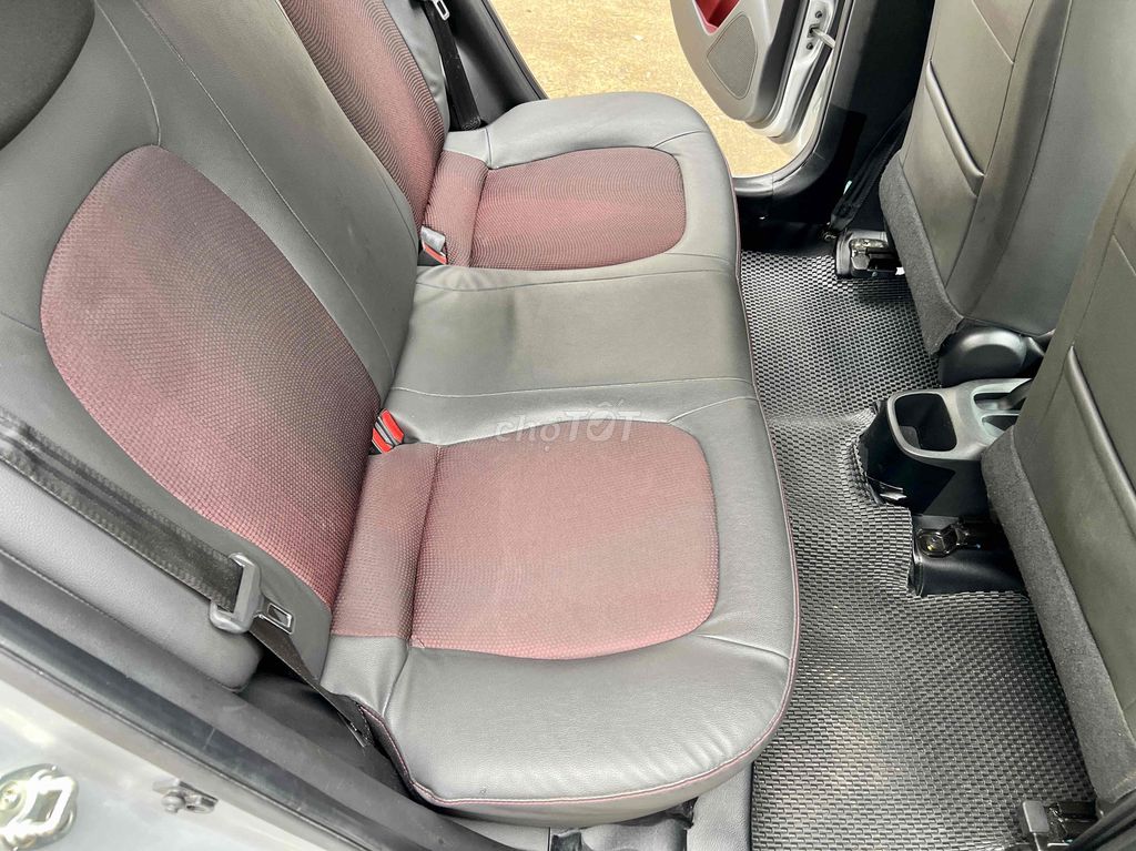 i10 Hatchback 1.2MT full ODO 21.000km NHƯ MỚI. Mua bán Ô tô tại Thành phố Thủ Đức Tp Hồ Chí Minh được đăng bởi Sơn hình 7