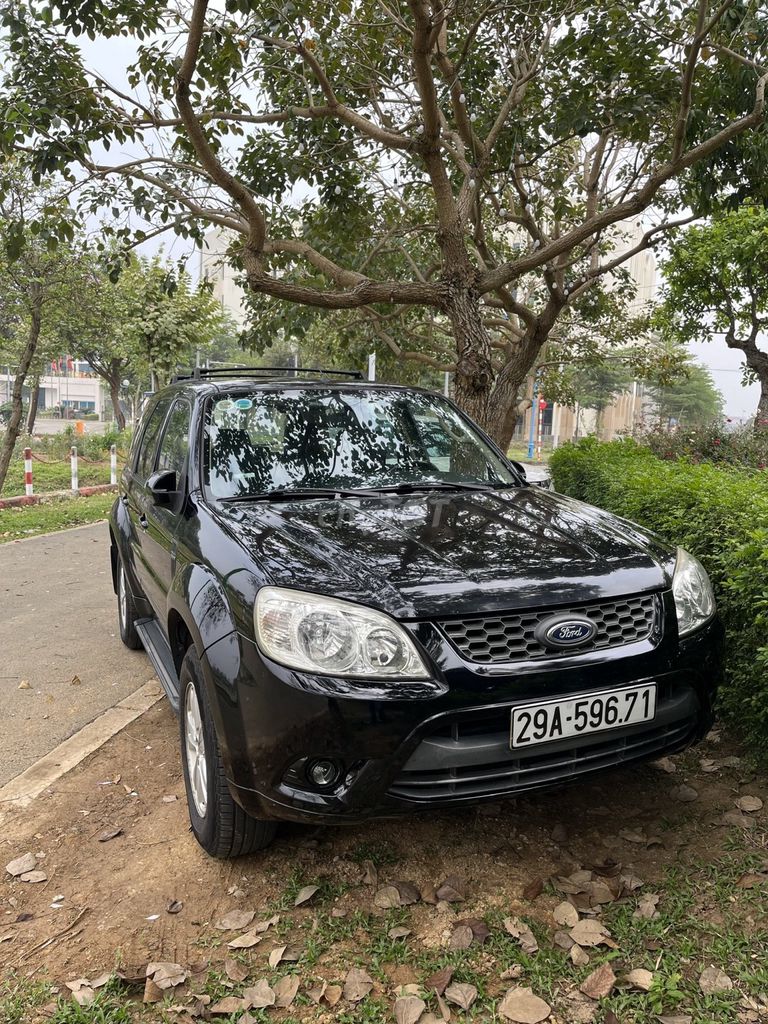 Ford Escape XLS 2012 2.3 4x2 AT Черный