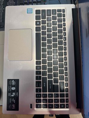 Acer Swift 3 SF315-52 i5-8250U 15.6 inch 8GB/236GB