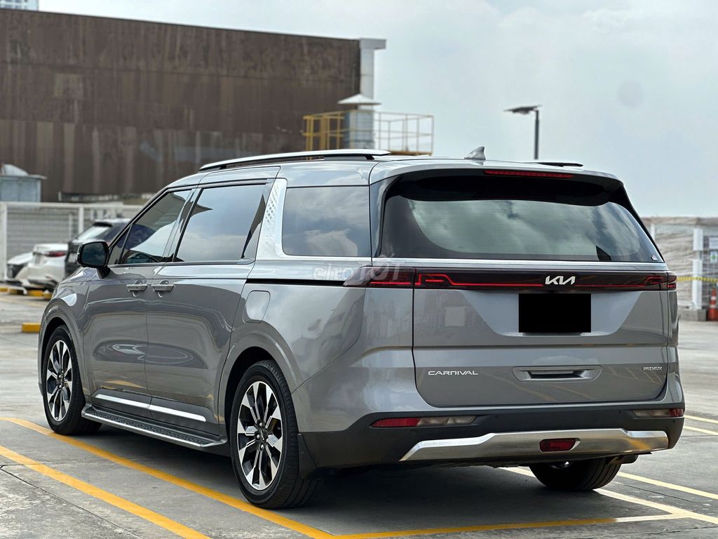 KIA Carnival 2022 Premium 7 chỗ. Mua bán Ô tô tại Quận 1 Tp Hồ Chí Minh được đăng bởi TÂN TỨ QUÝ hình 5