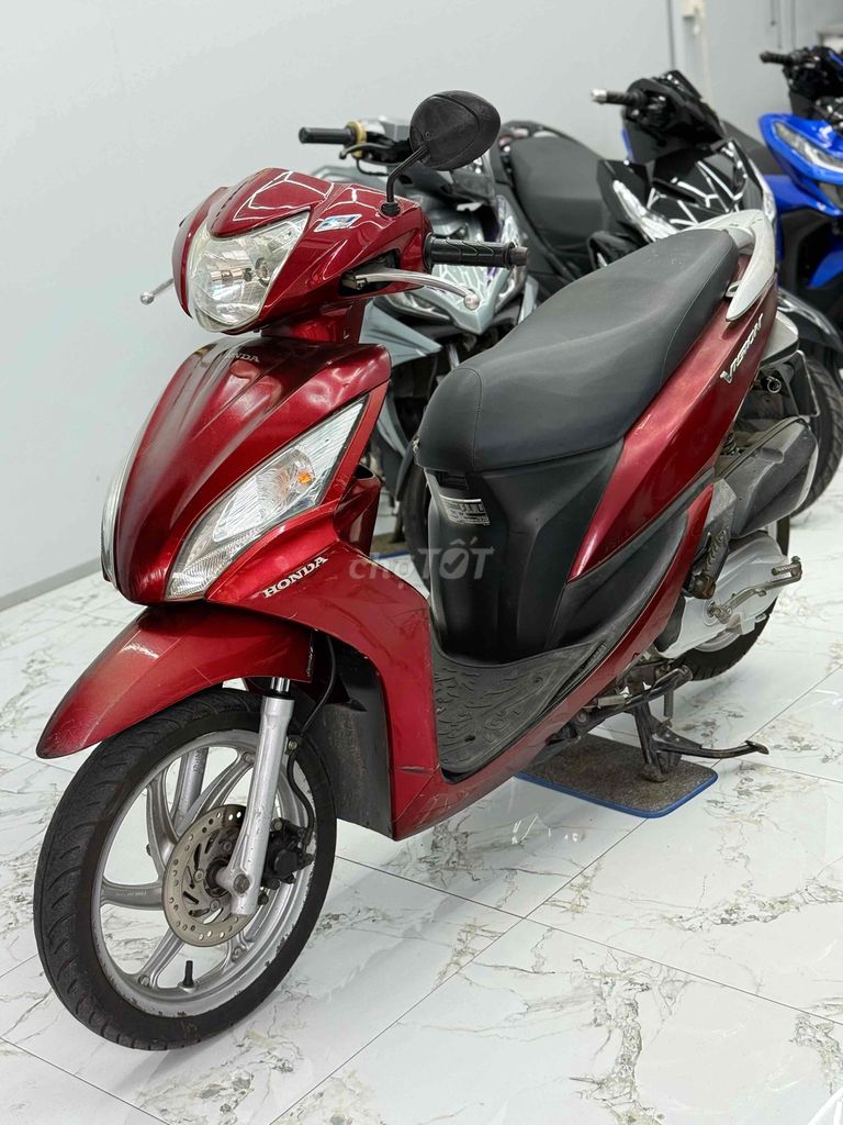 Honda Vision 2025 Cao Cấp màu Đỏ