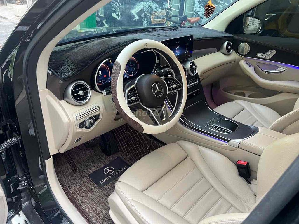 MERCEDES BENZ GLC 300 4MATIC MODEL 2022 XE CÁ NHÂN. Mua bán Ô tô tại Quận Gò Vấp Tp Hồ Chí Minh được đăng bởi Ca Thị Thanh Huệ hình 5