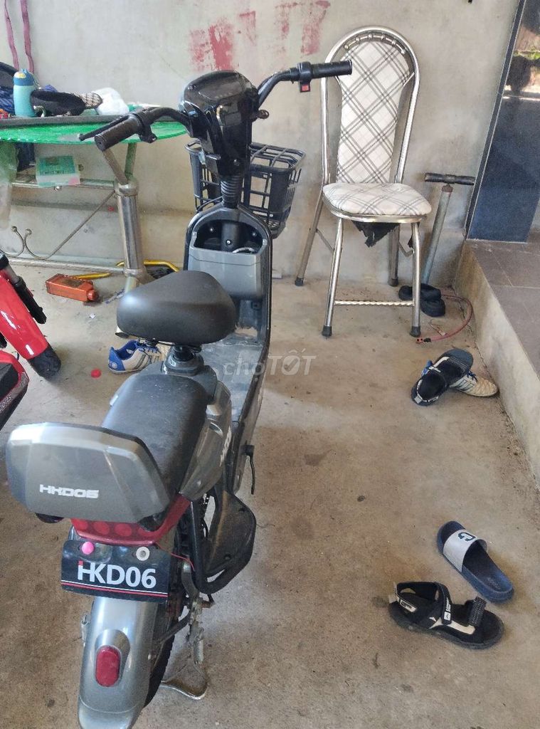 Mua về cho con học lớp 5 đi học mà cô ko cho đi. Mua bán Xe điện tại Thị xã Hương Thủy Thừa Thiên Huế được đăng bởi Hồ quốc Thắng hình 2