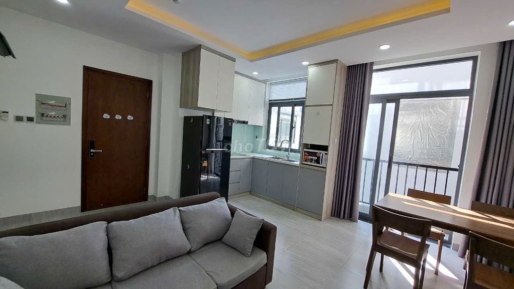 Căn hộ 2PN 2WC, DT 70m2, full nội thất, view công viên. Chỉ 14 triệu