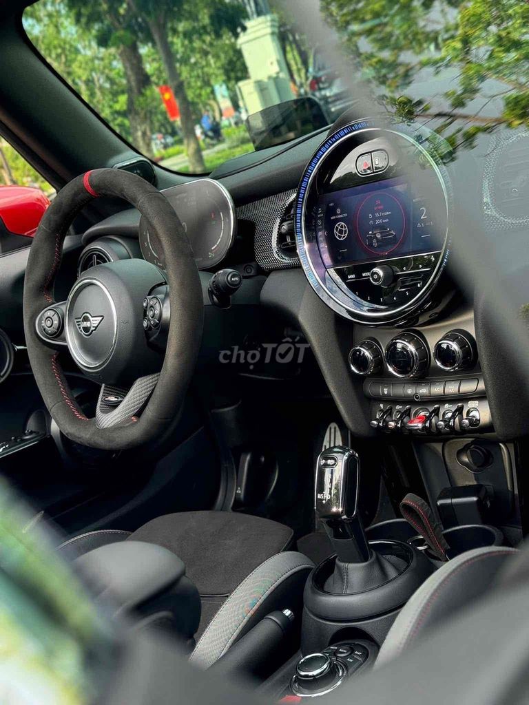 MINI Cooper JCW Convertible 2021 lái là NGHIỆN. Mua bán Ô tô tại Quận 1 Tp Hồ Chí Minh được đăng bởi Lưu Thế Hoàng hình 7