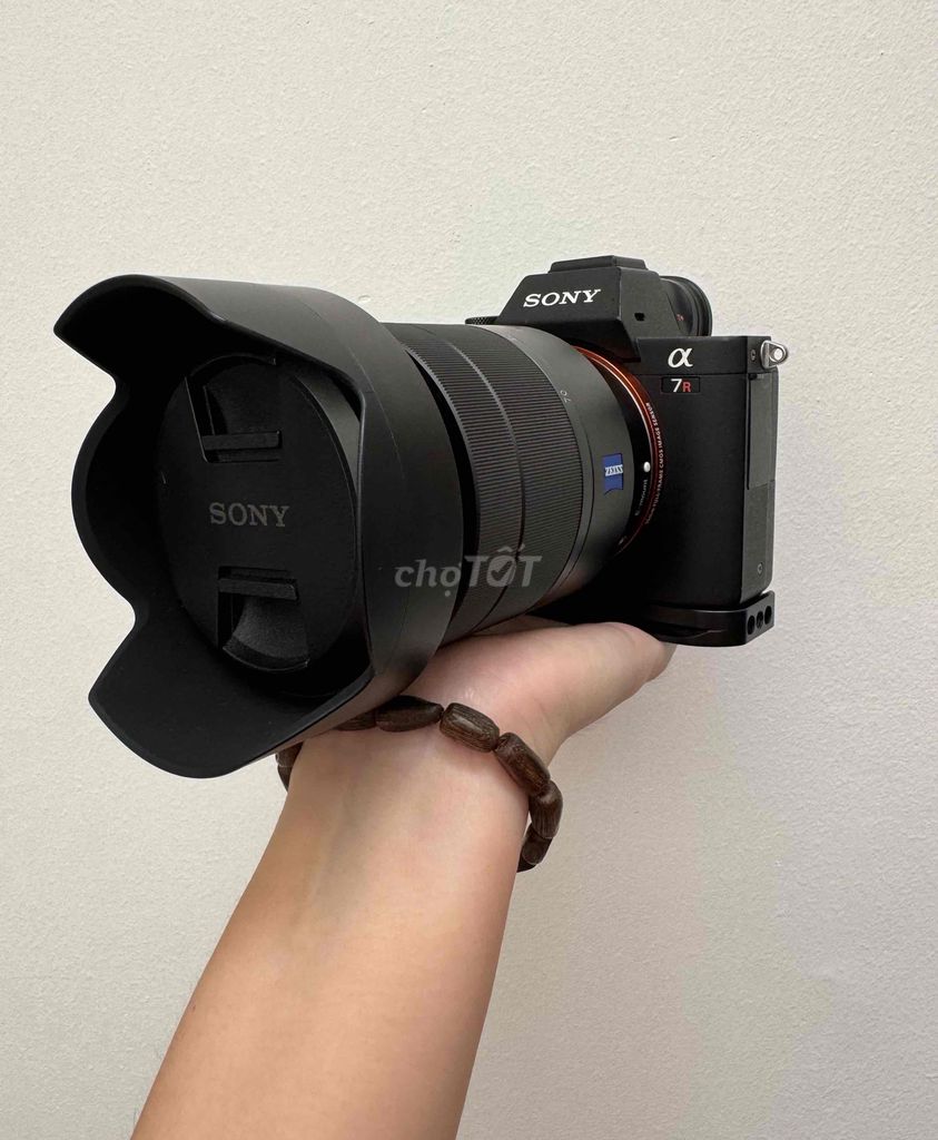 Sony A7RII ( A7R2 ) đẹp nguyên zin tặng thêm pk .