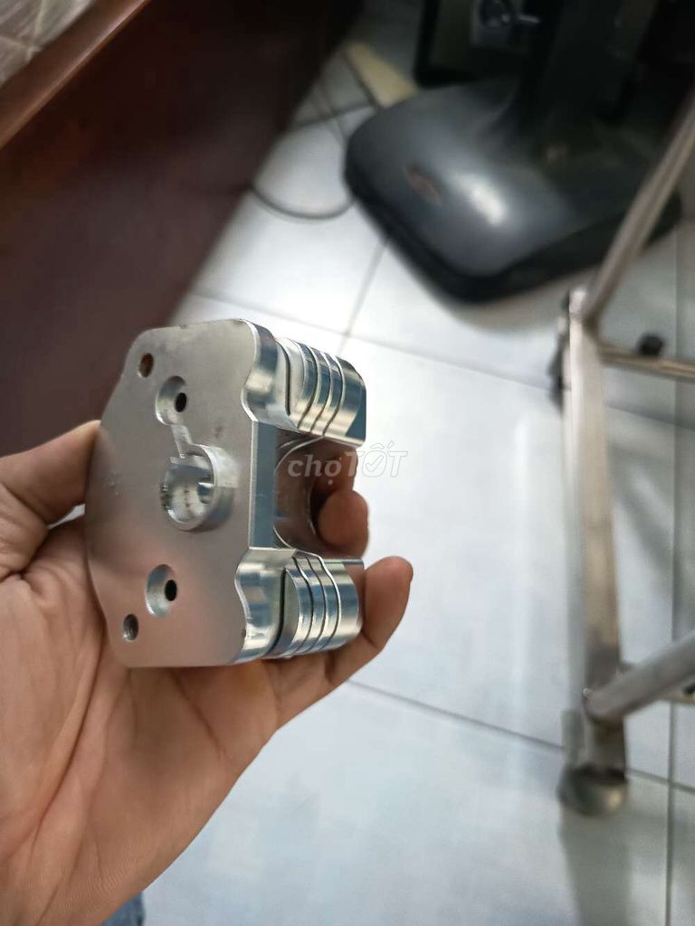 Dọn kho cuối năm rẻ bèo. Mua bán Phụ tùng xe tại Quận 4 Tp Hồ Chí Minh được đăng bởi Cường hình 2