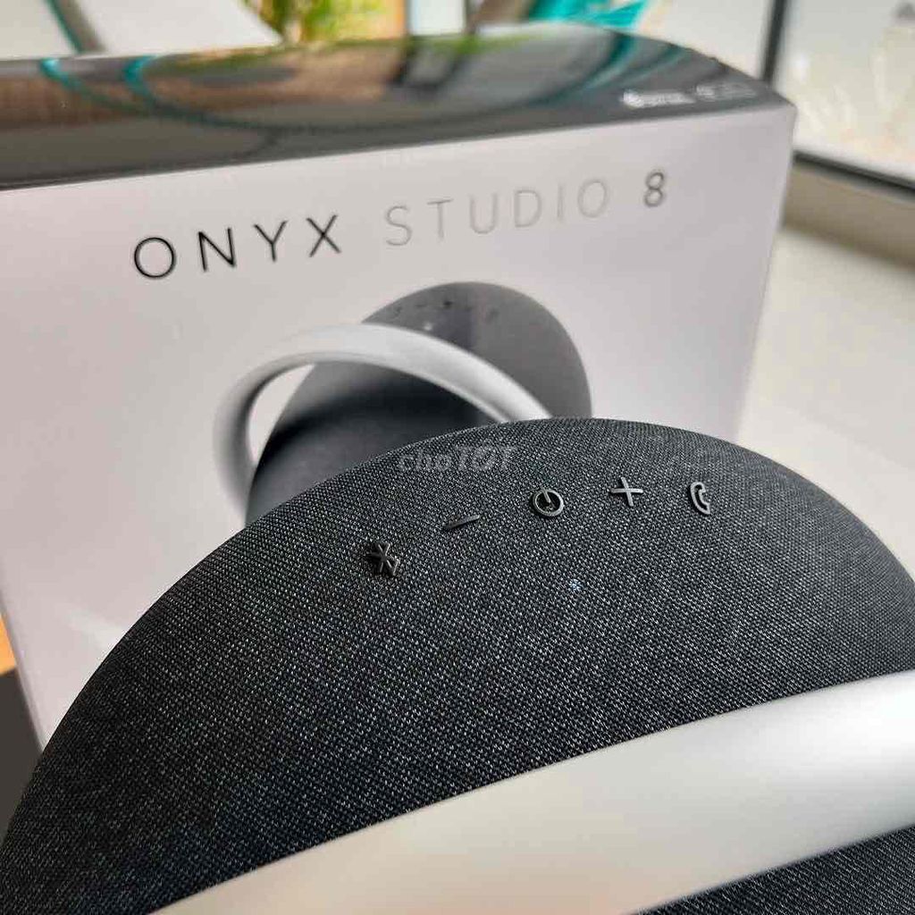 Loa Bluetooth Harman Kardon Onyx Studio 8 Đen. Mua bán Tivi, Âm thanh tại Quận Thanh Khê Đà Nẵng được đăng bởi GẠO STORE KÊNH HÀNG KHÁCH LÊN ĐỜI THANH LÝ hình 1