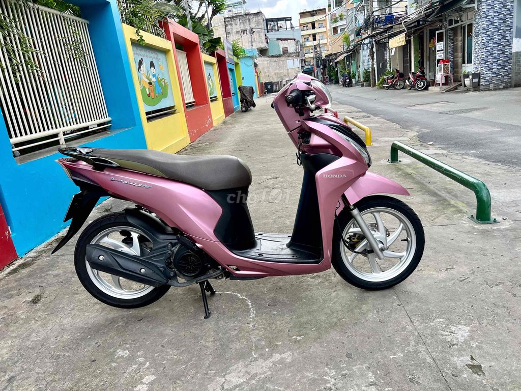 VISION HỒNG BSTP CHÍNH CHỦ CÔNG CHỨNG SANG TÊN. Mua bán Xe máy tại Quận Gò Vấp Tp Hồ Chí Minh được đăng bởi Nguyễn Cường hình 6