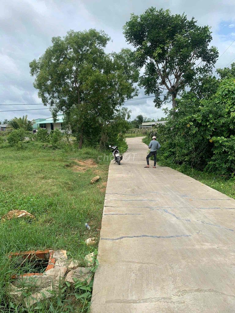 2 xào + 100m2 thổ cư thị trấn Thuận Nam. Mua bán đất tại Huyện Hàm Thuận Nam Bình Thuận được đăng bởi Phương hình 2