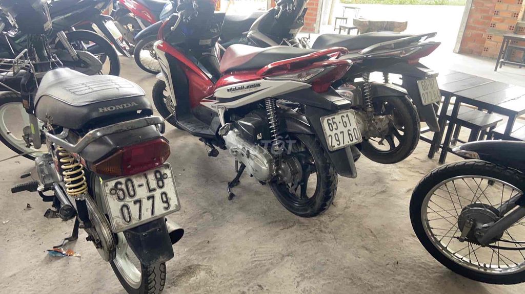 XE ĐI CÀY ĐỦ LOẠI GIÁ RẺ TỪ 2Tr500 CÓ GIẤYTỜĐẦYDU. Mua bán Xe máy tại Huyện Thống Nhất Đồng Nai được đăng bởi CHODONGNAI youtube video hình 13