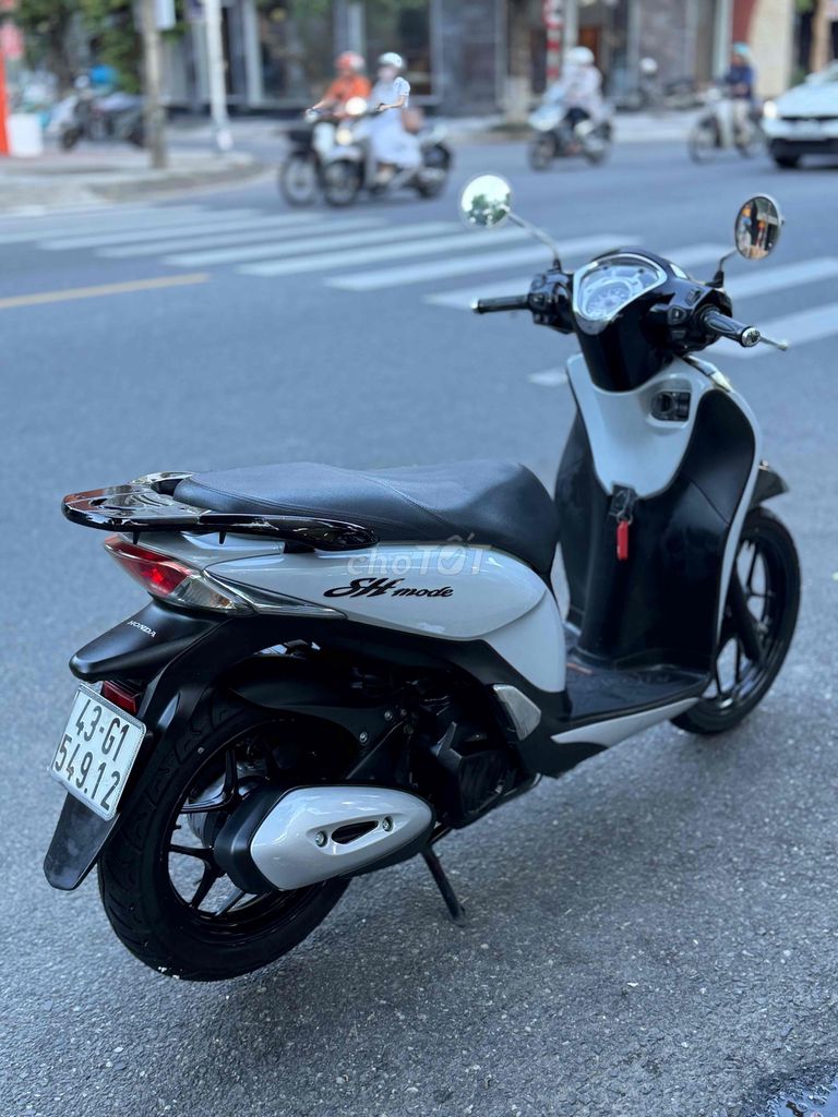 🔆 SH Mode 2017 khoá Smartkey Xám Xi Măng . CÓ GÓP. Mua bán Xe máy tại Quận Cẩm Lệ Đà Nẵng được đăng bởi XE MÁY XUÂN TRUNG                      Bán Xe Trả Góp hình 4