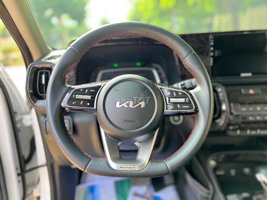 Kia Sonet 2022 Luxury 1.5 AT - 50000 km. Mua bán Ô tô tại Huyện Hoài Đức Hà Nội được đăng bởi Đinh Chức hình 9