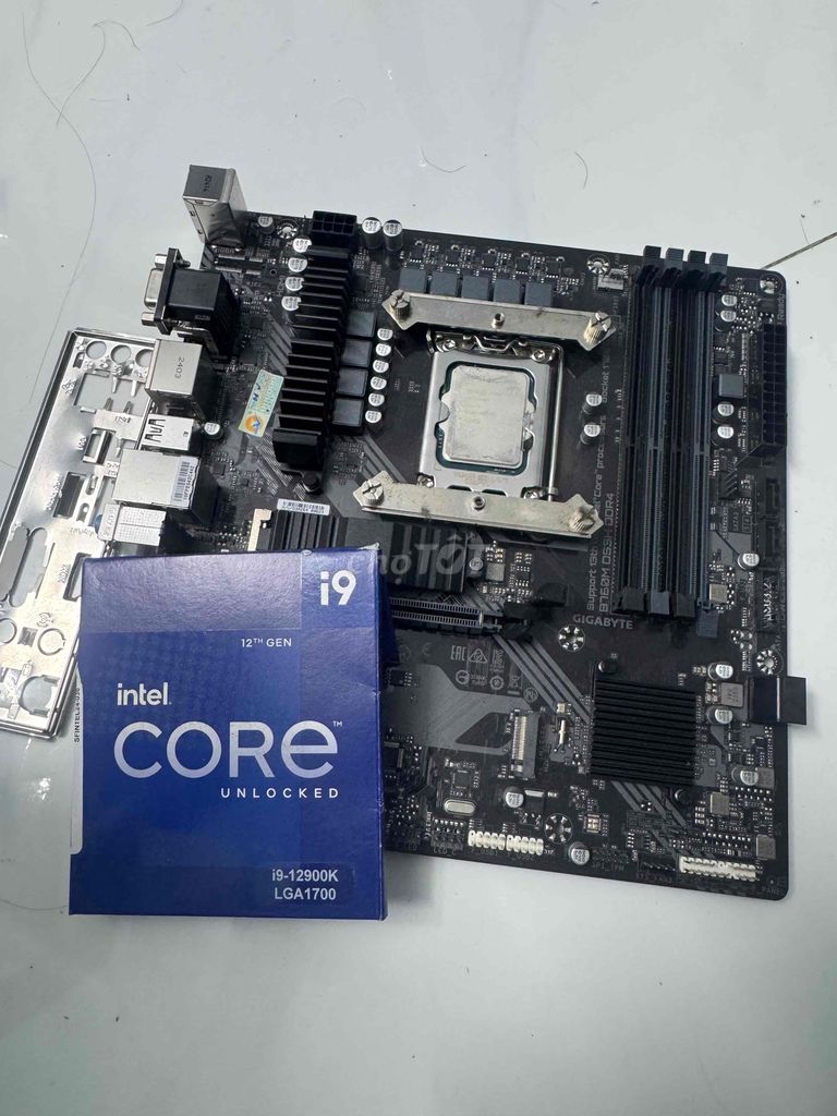 Intel Core i9-12900K 16 nhân 24 luồng BOX. Mua bán Linh kiện (RAM, Card...) tại Quận Bình Tân Tp Hồ Chí Minh được đăng bởi Văn Bộ hình 1
