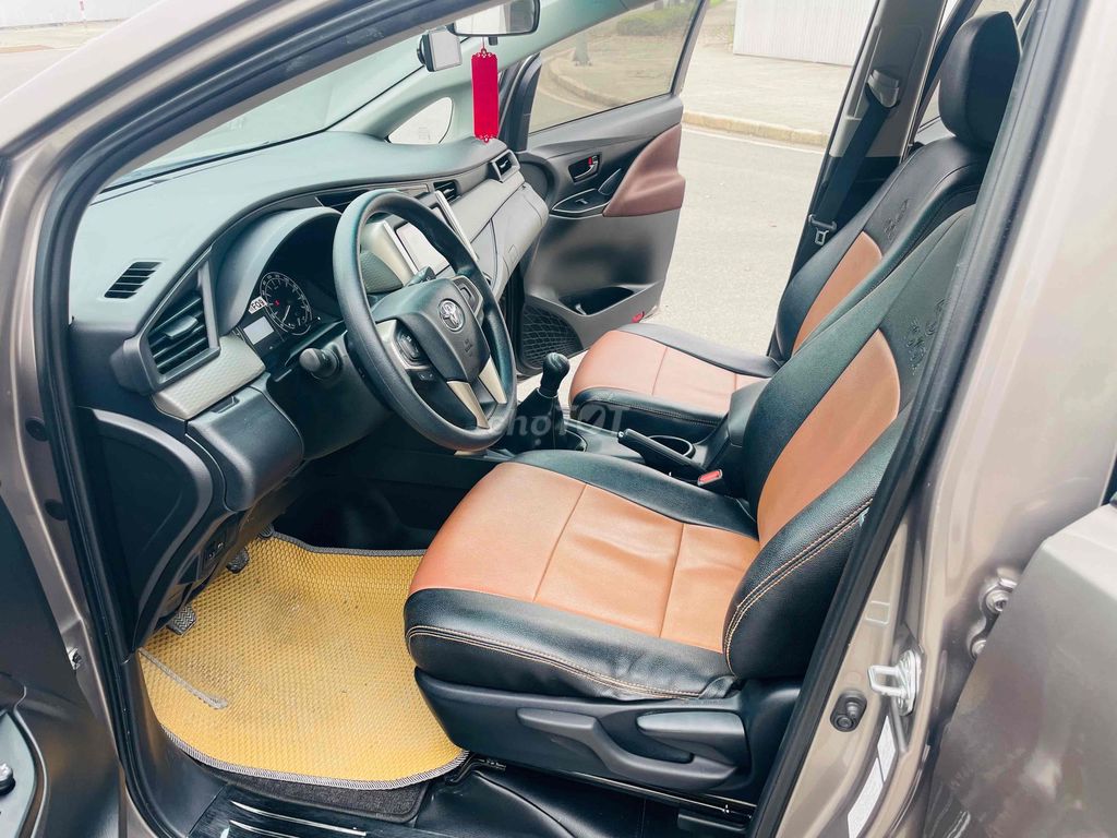Toyota Innova 2021 2.0E - 62000 km ZIN,màu Đồng.. Mua bán Ô tô tại Quận Cầu Giấy Hà Nội được đăng bởi CHỢ ÔTÔ CẦU GIẤY hình 13