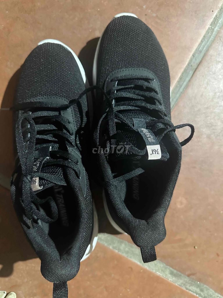 Giày thể thao 361° Đen size 39 new. Mua bán Giày dép tại Huyện Đông Anh Hà Nội được đăng bởi Phùng Huy Tùng hình 1