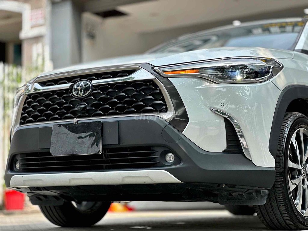 Toyota Corolla Cross 1.8V 2020 Белый 39 000 км