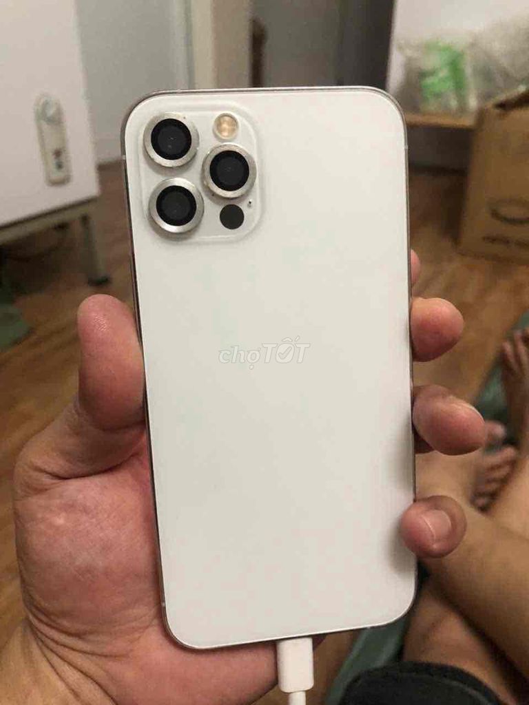 Apple iPhone 12 Pro 256GB Trắng 84%. Mua bán Điện thoại tại Thành phố Thủ Đức Tp Hồ Chí Minh được đăng bởi tien hình 1
