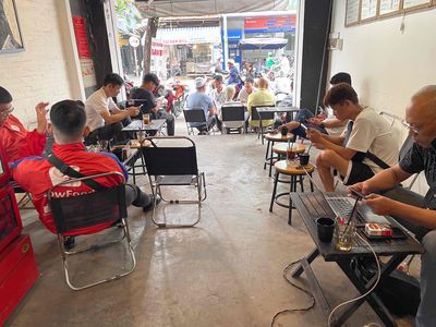 Sang CHDV 7phòng cho thuê full & QUÁN CF pha máy 2group, MT HHThám. Mua bán văn phòng, mặt bằng kinh doanh tại Quận Bình Thạnh Tp Hồ Chí Minh được đăng bởi Huyen