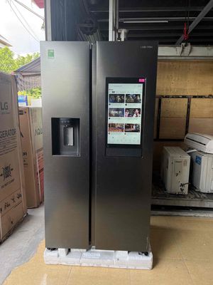 Tủ lạnh Samsung 616 lít Family Hub RS64T5F01B4/SV