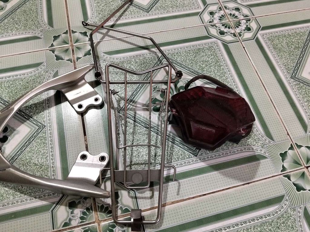 Đèn hậu, cảng EX 150 zin. Mua bán Phụ tùng xe tại Thị xã Bến Cát Bình Dương được đăng bởi Tựmobile hình 1