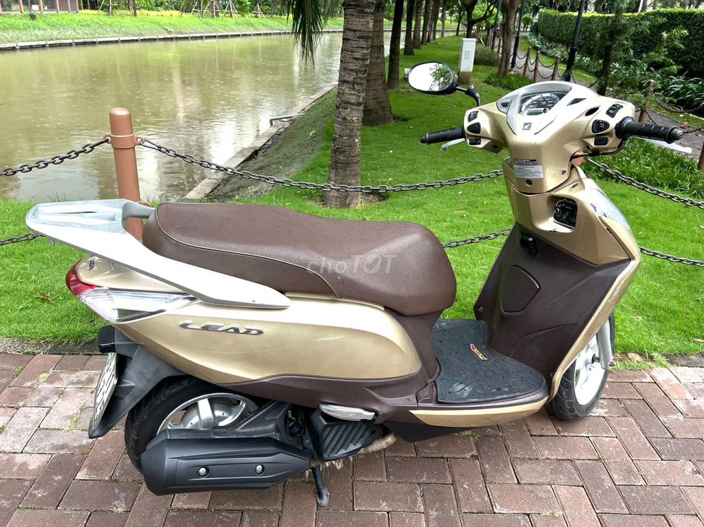 Chính chủ bán xe Lead phiên bản Đặc Biệt.. Mua bán Xe máy tại Huyện Bình Chánh Tp Hồ Chí Minh được đăng bởi Nguyễn Thuỳ Trang hình 6