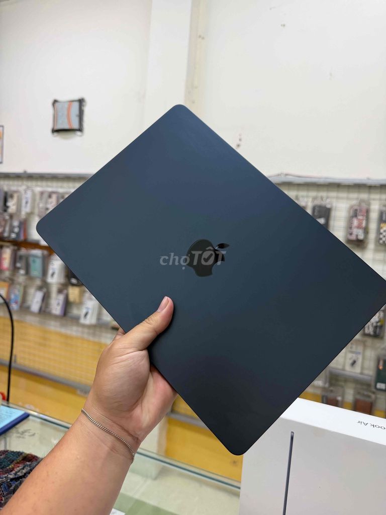Apple Macbook Air M2 16GB/256GB Đen Like new. Mua bán Laptop tại Quận Hoàng Mai Hà Nội được đăng bởi hùng hình 1