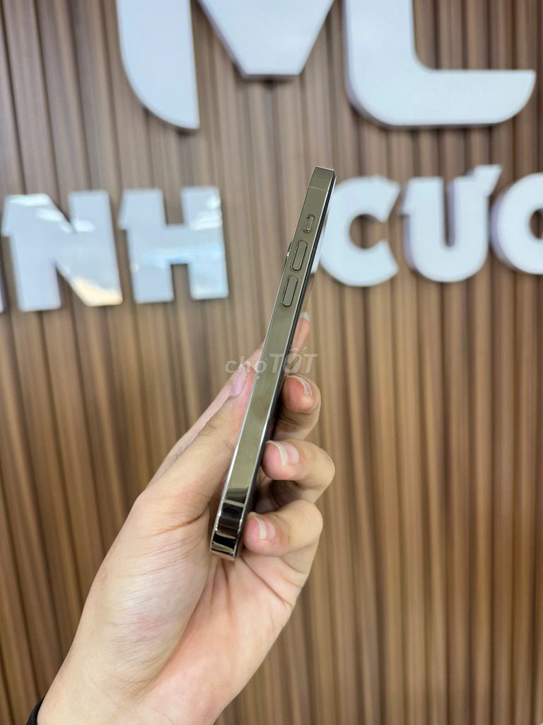 iPhone 14 Pro 128GB Màn Oled Màu Vàng Bản Mỹ. Mua bán Điện thoại tại Huyện Thuỷ Nguyên Hải Phòng được đăng bởi Cửa hàng Minh Cương Mobile Ngã 3 VSIP Thủy Nguyên  Hải Phòng  hình 1