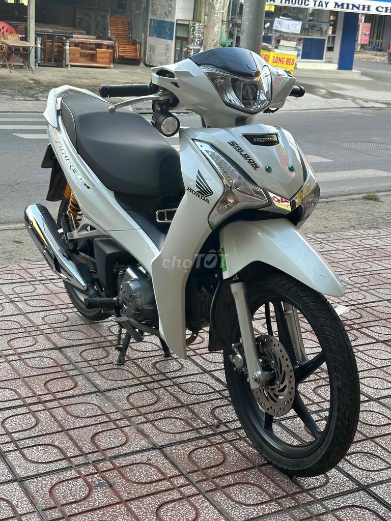 bán Future bstp màu Trắng xe ngay chủ. Mua bán Xe máy tại Huyện Hóc Môn Tp Hồ Chí Minh được đăng bởi XE MÁY HƯNG THỊNH PHÁT hình 1