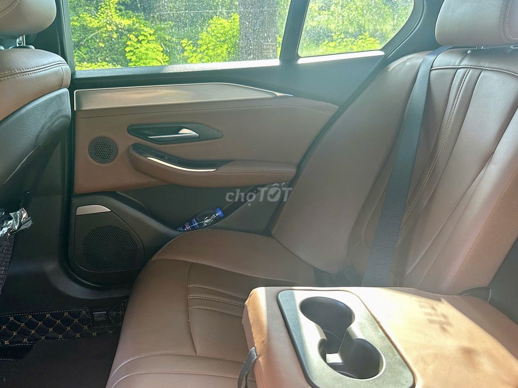 VinFast Lux A2.0 2020 Premium 2.0 AT - 72000 km. Mua bán Ô tô tại Huyện Văn Giang Hưng Yên được đăng bởi Thai Son hình 11