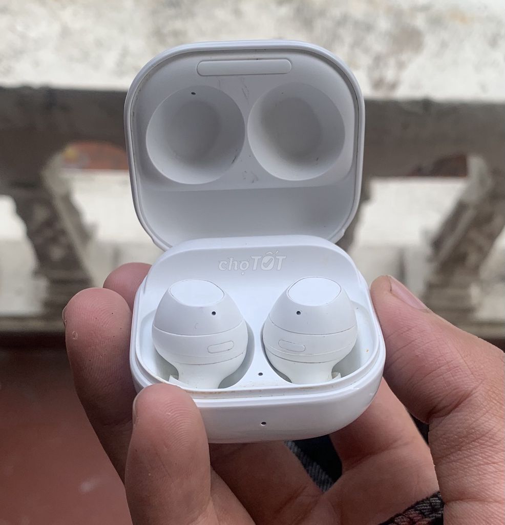 Tai nghe không dây Samsung TWS Trắng. Mua bán Tivi, Âm thanh tại Quận Bắc Từ Liêm Hà Nội được đăng bởi Vũ Phong hình 1