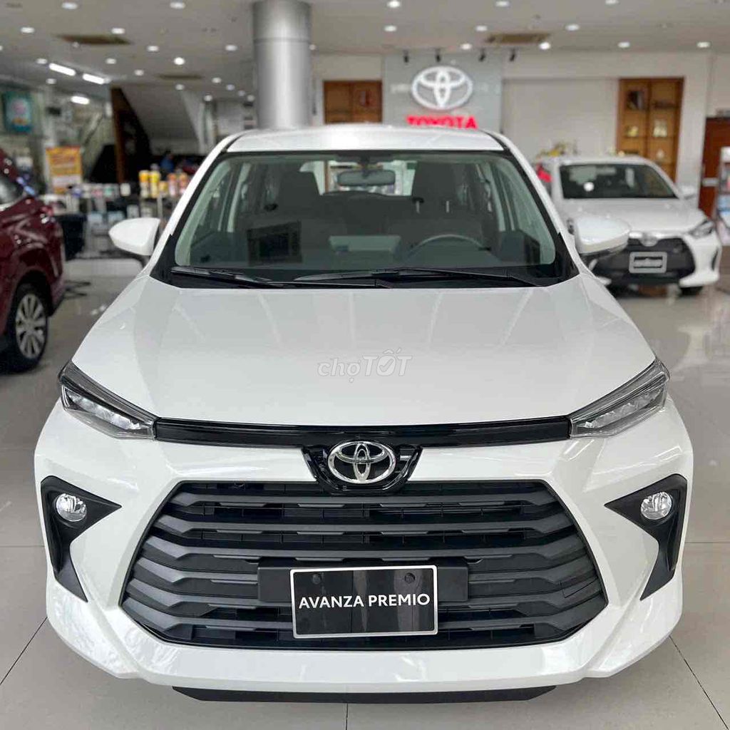 TOYOTA AVANZA PREMIO, GIẢM 100% THUẾ TRƯỚC BẠ