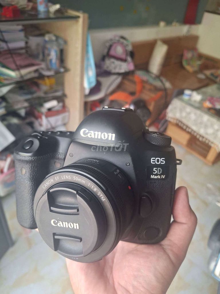 Máy ảnh Canon EOS 5D Mark IV. Mua bán Máy ảnh, Máy quay tại Thành phố Nha Trang Khánh Hòa được đăng bởi Vũ Lê Quang hình 1