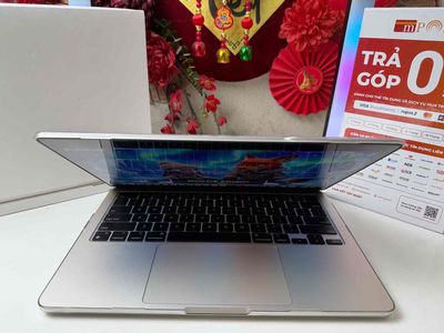 Apple Macbook Air M2 13.6 inch 8GB/256GB Like New