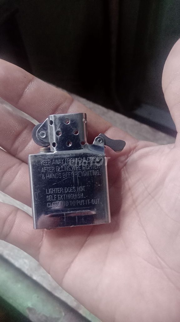 Bật lửa Zippo Kim loại Mỹ Cổ điển. Mua bán Đồ sưu tầm, đồ cổ tại Thành phố Tân An Long An được đăng bởi Doan quoc thien hình 1
